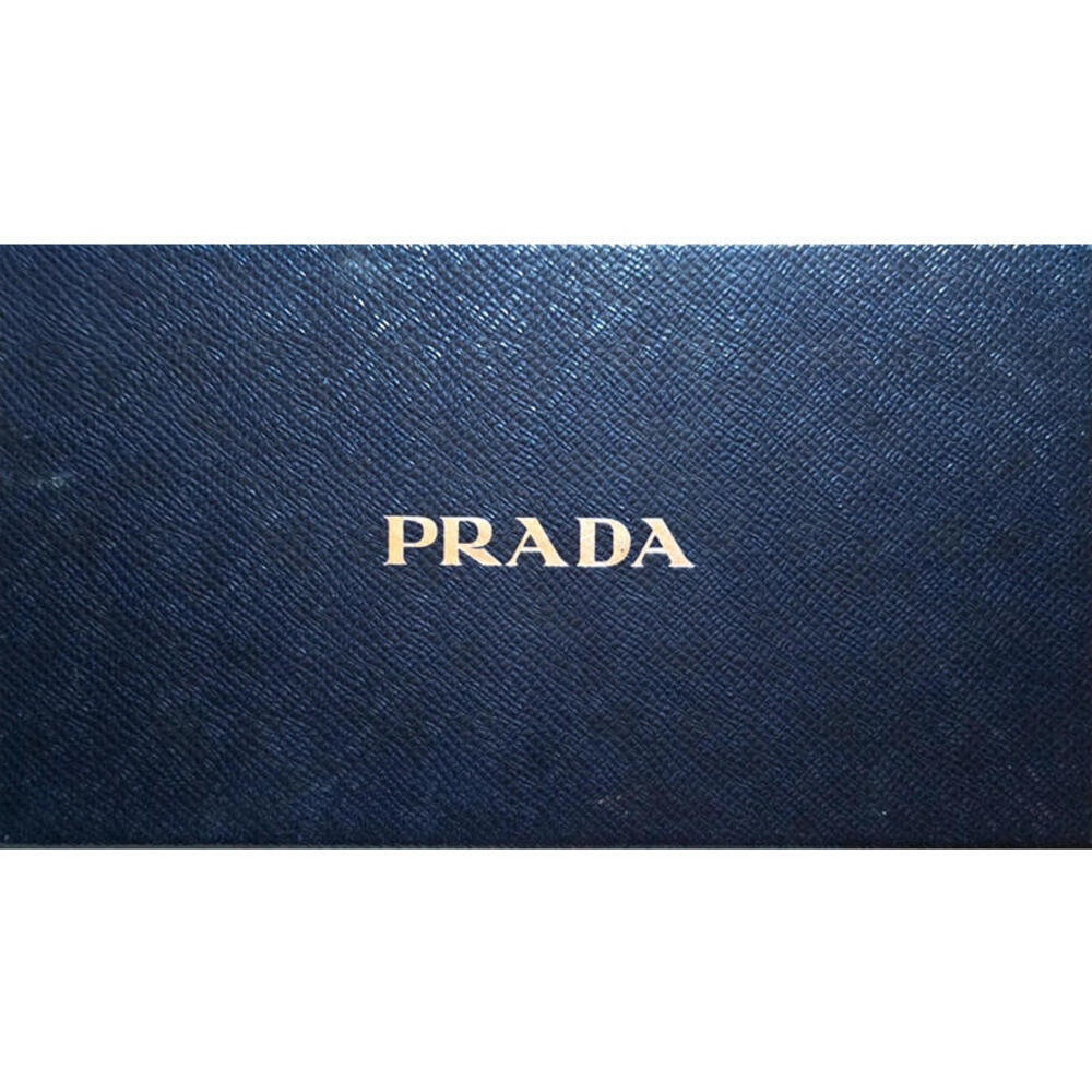 Authentic Prada Pink Saffiano Bow Wallet - Picture 5 of 15